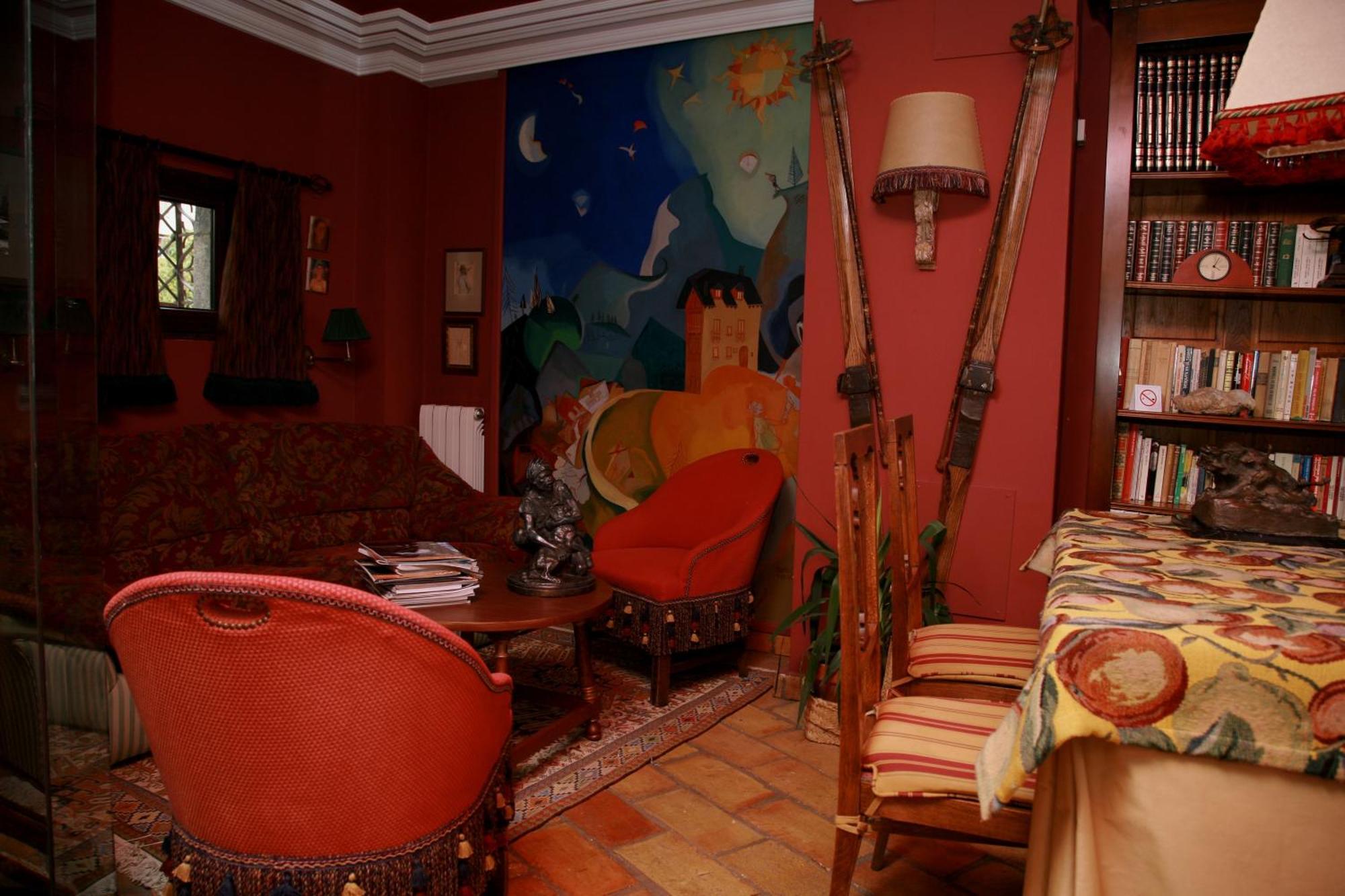 Hotel Almud Sallent De Gallego Bagian luar foto