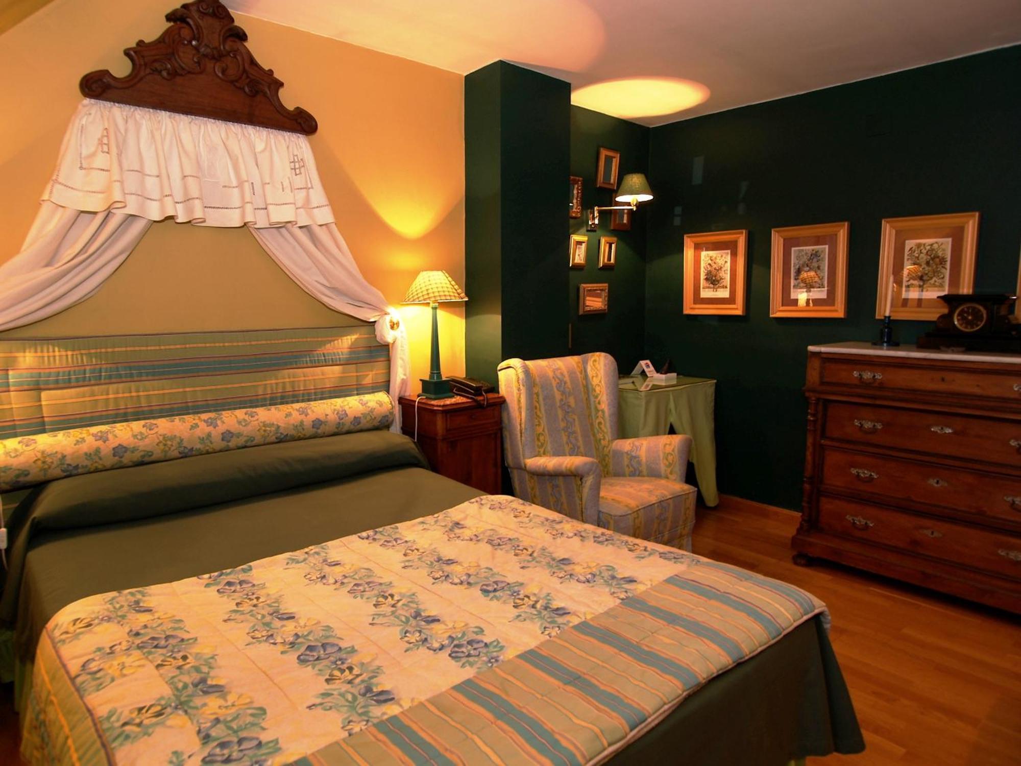 Hotel Almud Sallent De Gallego Ruang foto