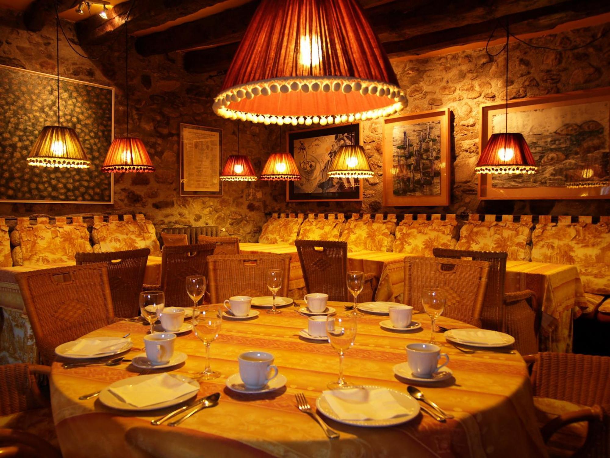 Hotel Almud Sallent De Gallego Bagian luar foto
